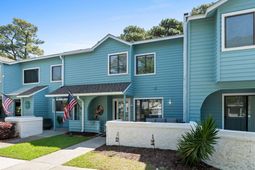 23 Shadow Moss Pl. photo 4