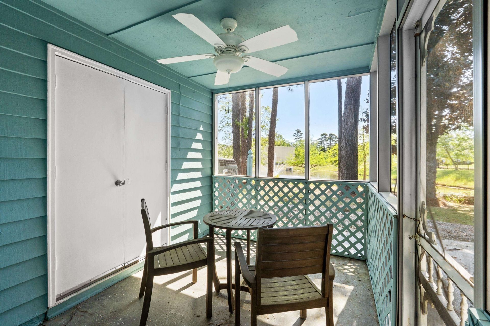 23 Shadow Moss Pl. Photo 25
