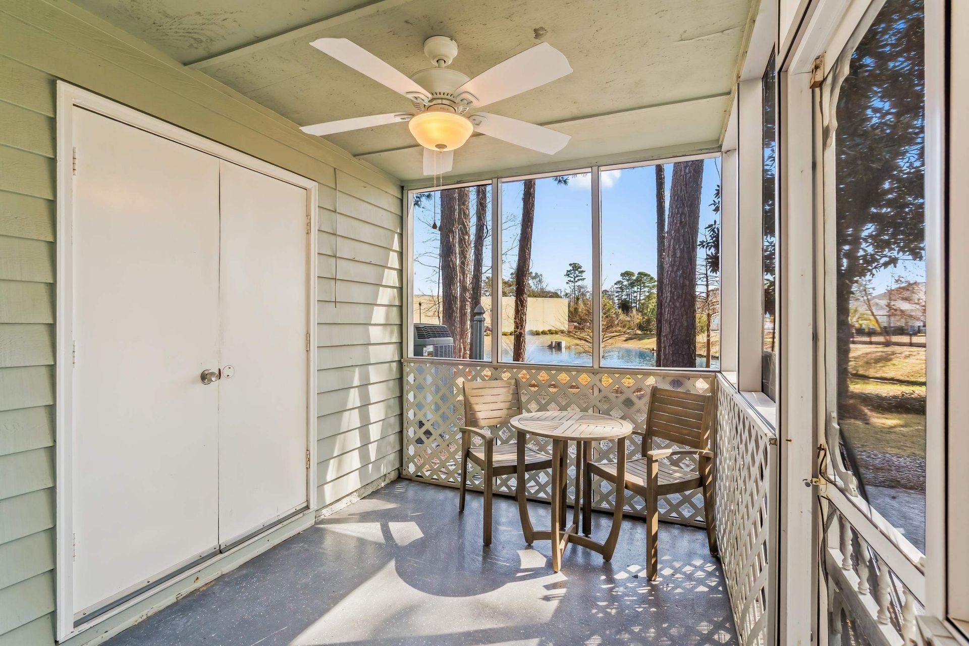 23 Shadow Moss Pl. Photo 25