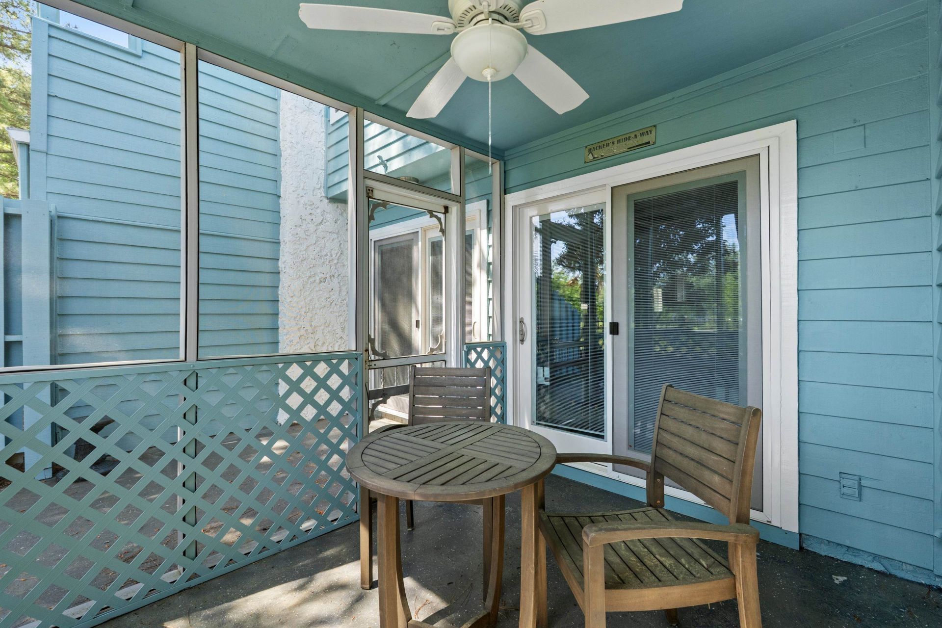 23 Shadow Moss Pl. Photo 27