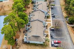 23 Shadow Moss Pl. photo 4