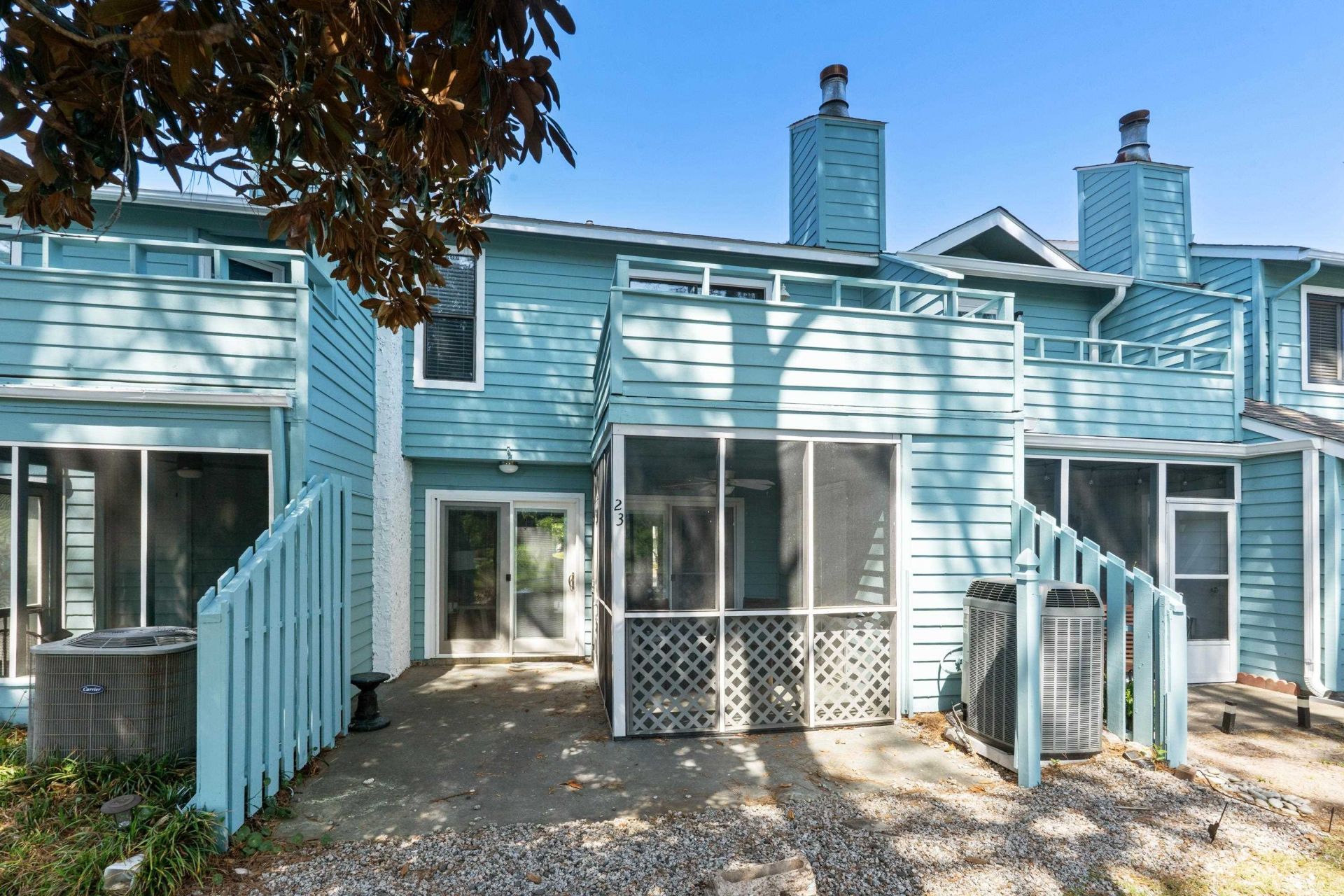 23 Shadow Moss Pl. Photo 34