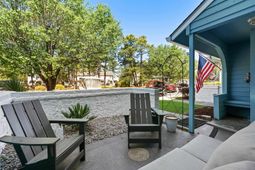 23 Shadow Moss Pl. photo 4