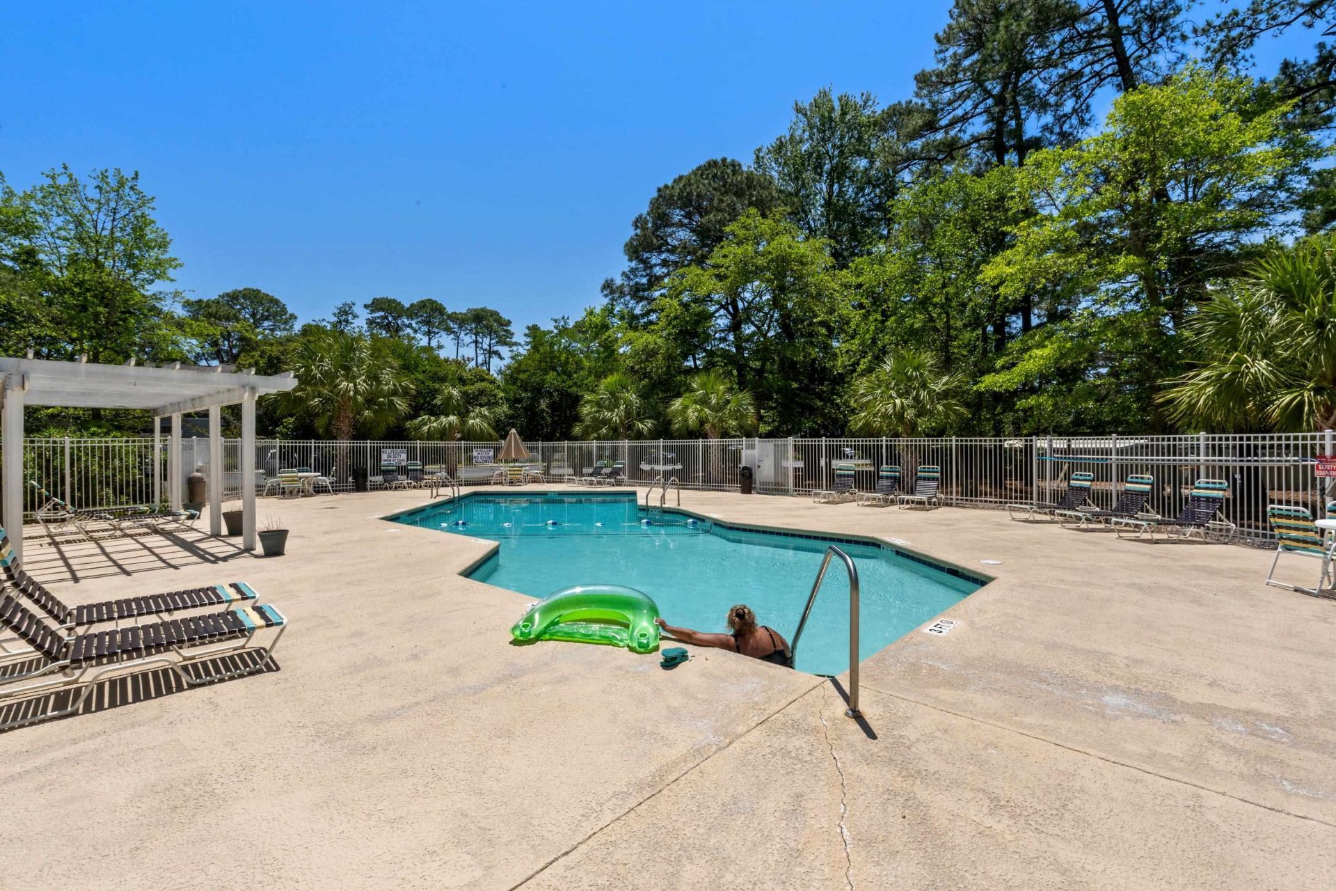 23 Shadow Moss Pl. Photo 68