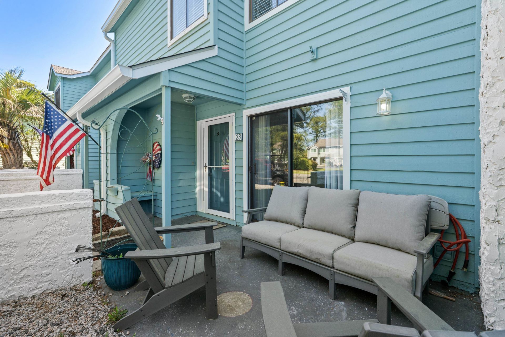 23 Shadow Moss Pl. Photo 7