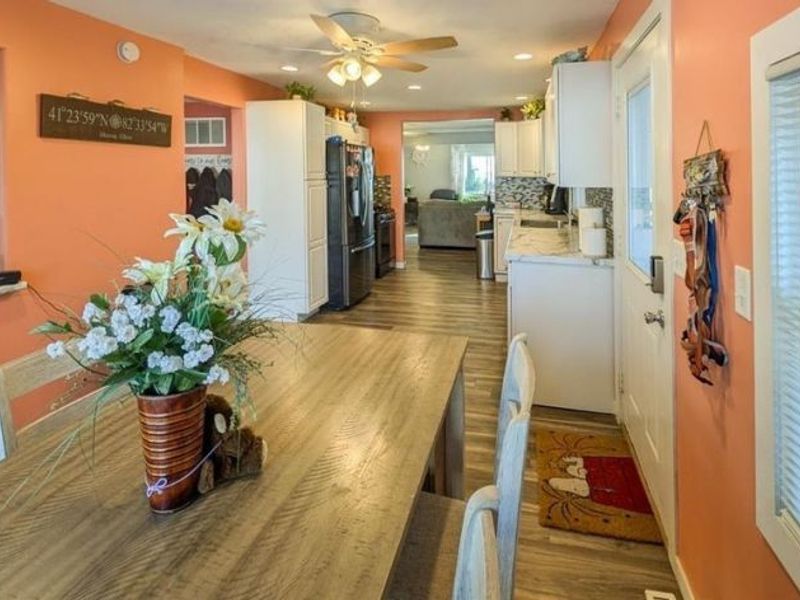 41 Poplar Street , Huron, OH 44839 Photo 5