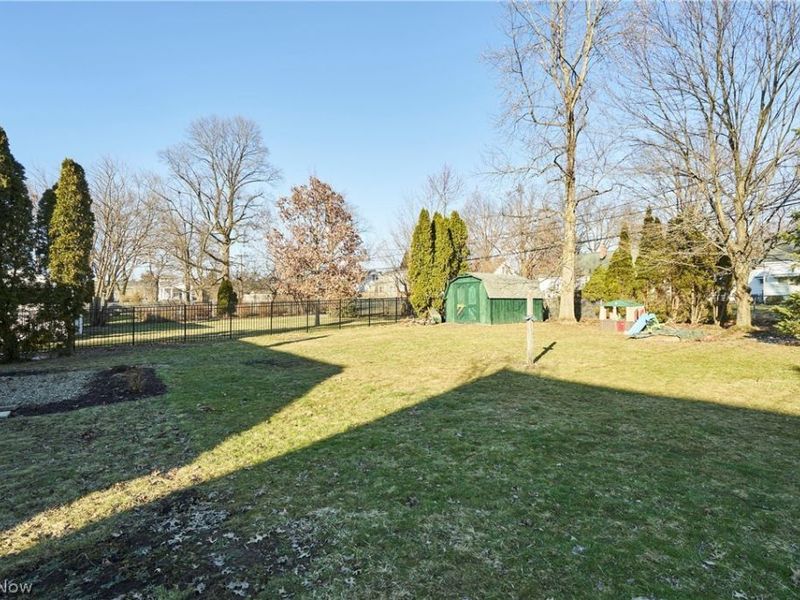 1359 Beaconfield Road, Lyndhurst, OH 44124 Photo 21