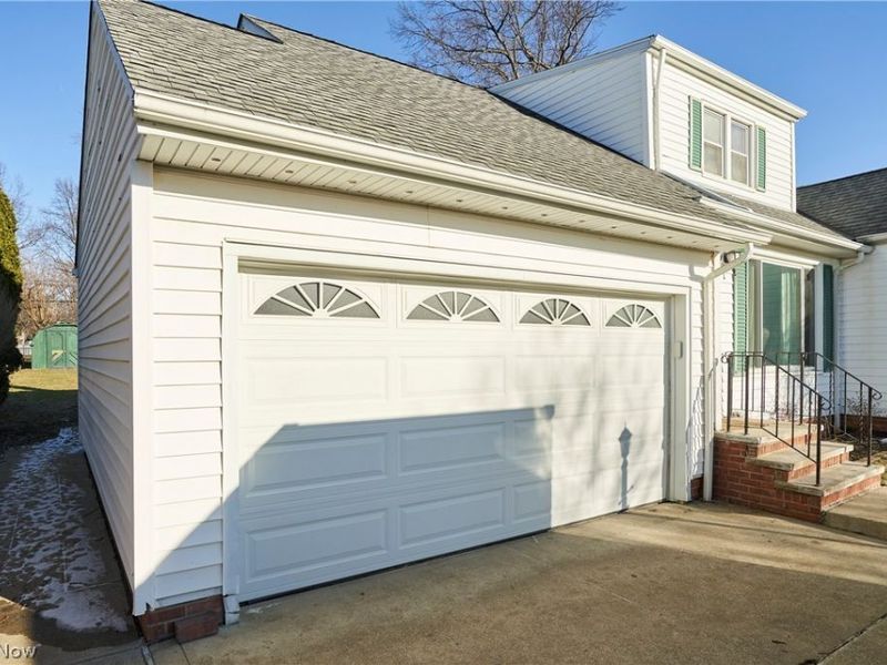 1359 Beaconfield Road, Lyndhurst, OH 44124 Photo 27