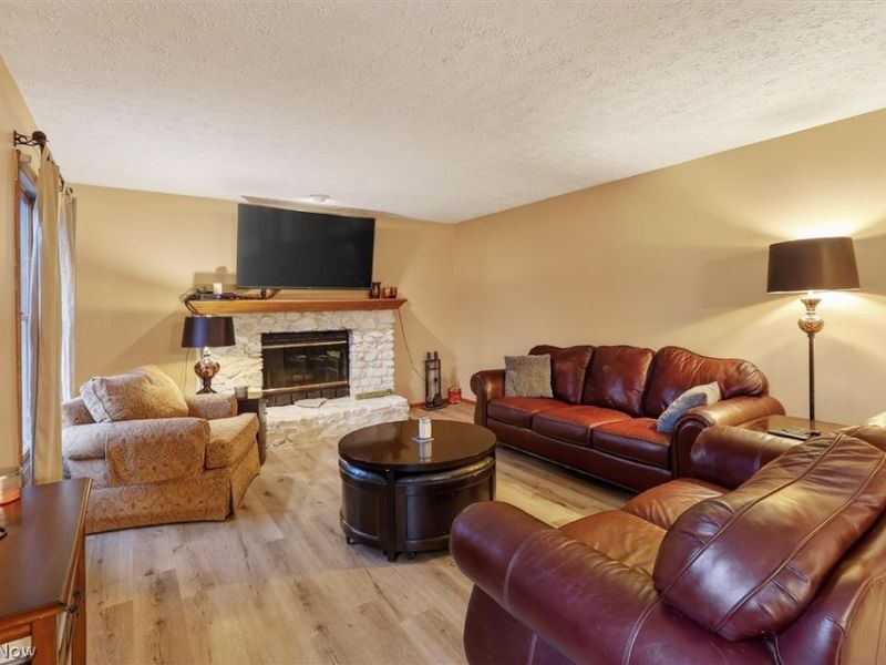 648 Landerwood Lane , Avon Lake, OH 44012 Photo 21