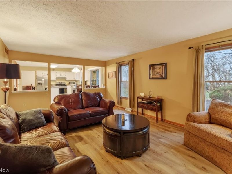 648 Landerwood Lane , Avon Lake, OH 44012 Photo 23