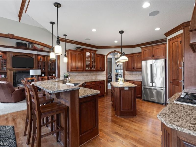 2229 E Park Drive , Uniontown, OH 44685 Photo 12