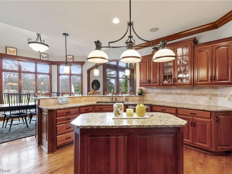 2229 E Park Drive , Uniontown, OH 44685 Photo 13