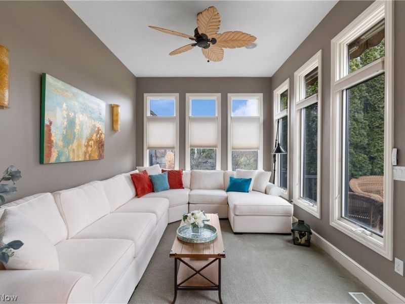 2229 E Park Drive , Uniontown, OH 44685 Photo 16