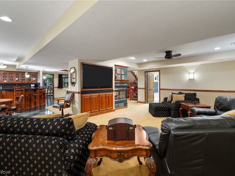 2229 E Park Drive , Uniontown, OH 44685 Photo 37