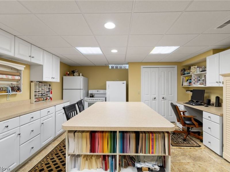 2229 E Park Drive , Uniontown, OH 44685 Photo 41