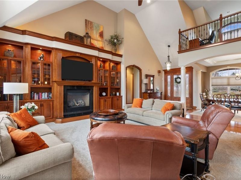 2229 E Park Drive , Uniontown, OH 44685 Photo 9