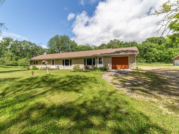 N3412 2nd Avenue, Oxford, WI 53952