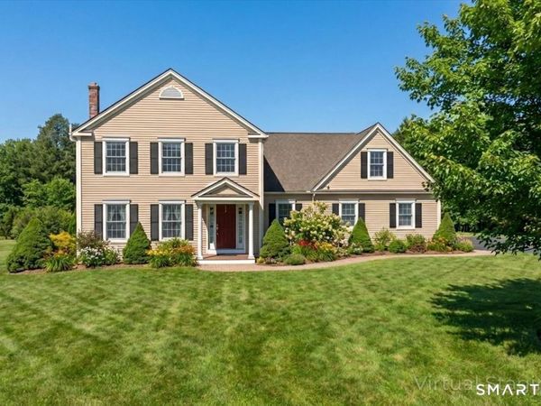 35 Senexet Village, Woodstock, CT 06281