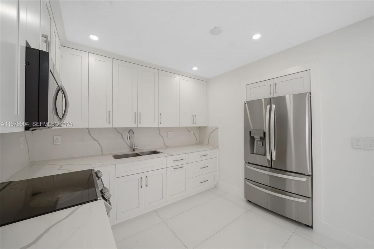 5635 W 13th Ct , Hialeah, FL 33012 Photo