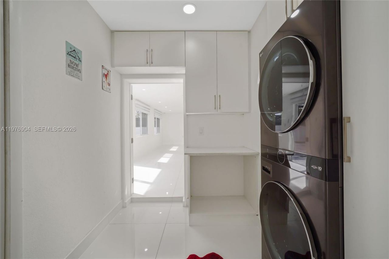 5635 W 13th Ct , Hialeah, FL 33012 Photo