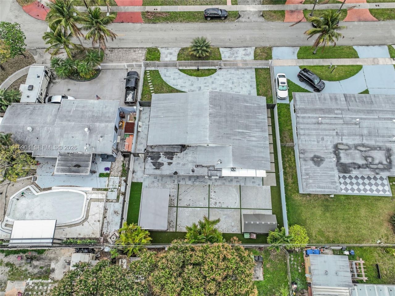 5635 W 13th Ct , Hialeah, FL 33012 Photo