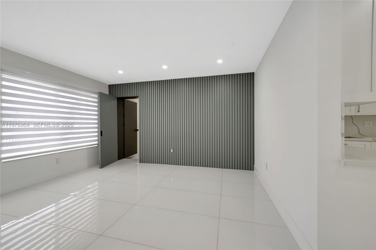 5635 W 13th Ct , Hialeah, FL 33012 Photo