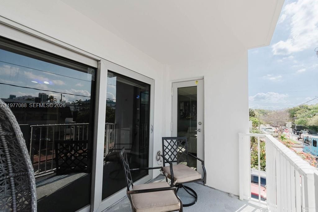 8000 Harding Ave, Unit 2B, Miami Beach, FL 33141 Photo