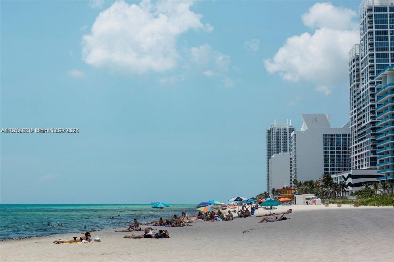 8000 Harding Ave, Unit 2B, Miami Beach, FL 33141 Photo