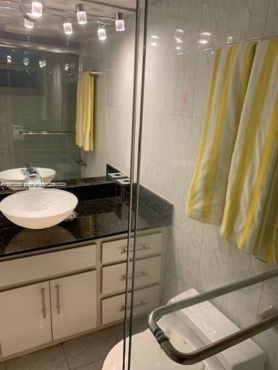 8000 Harding Ave, Unit 2B, Miami Beach, FL 33141 Photo