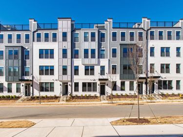 10549 Pleasant Branch Drive, Unit 101, Raleigh, NC 27614