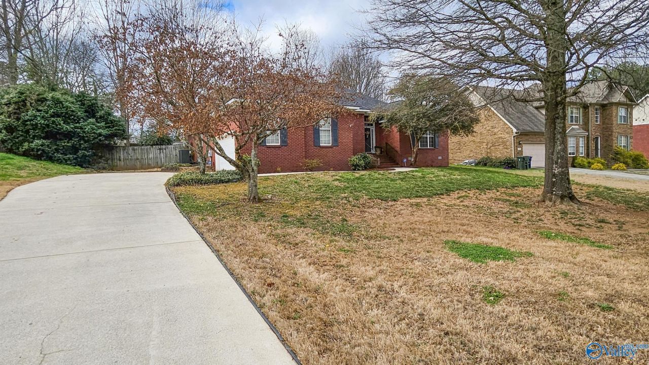 112 Glade Creek Circle, Harvest, AL 35749 Main Photo