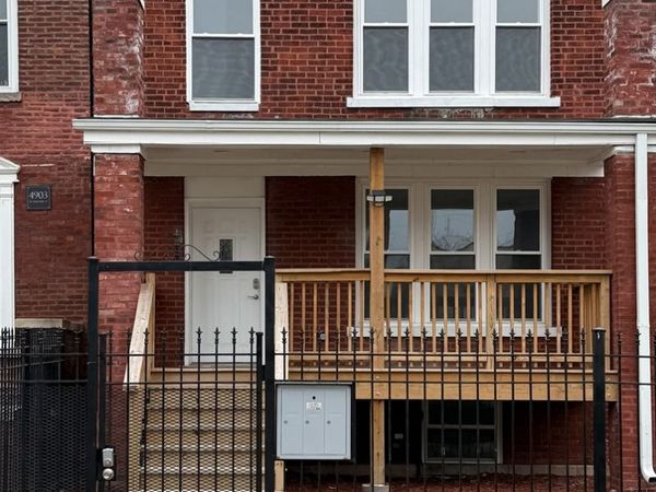 4907 W Walton Street, Unit 2, Chicago, IL 60651
