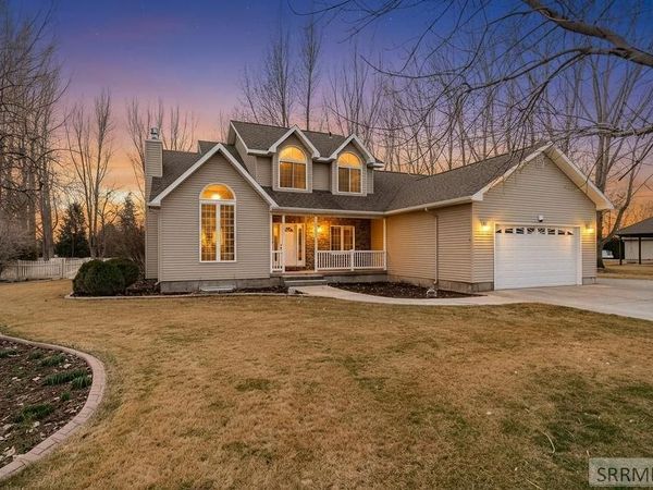 843 E 1430 N, SHELLEY, ID 83274