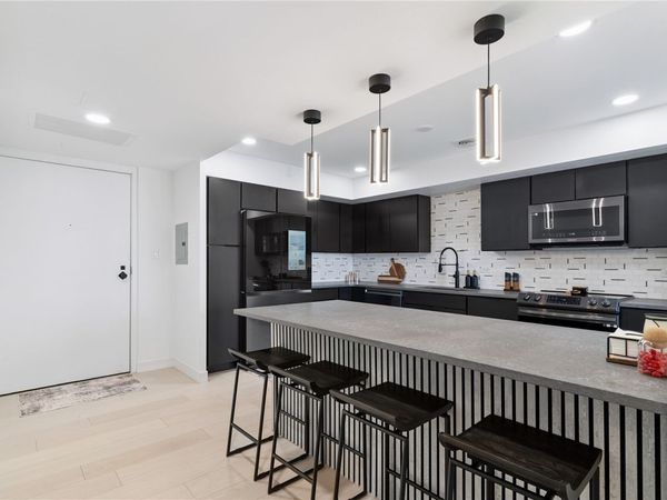 2222 1st Avenue NE, Unit 305, Cedar Rapids, IA 52402