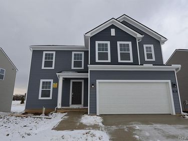 653 Swift Creek Drive, Chelsea, MI 48118