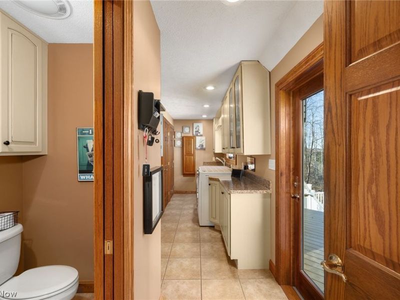 1114 Surrey Circle, Ashland, OH 44805 Photo 14