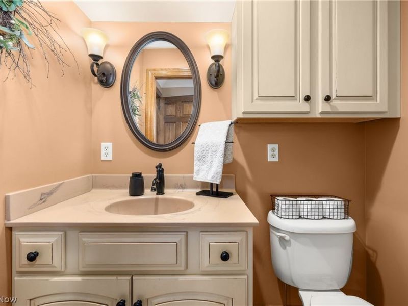 1114 Surrey Circle, Ashland, OH 44805 Photo 16