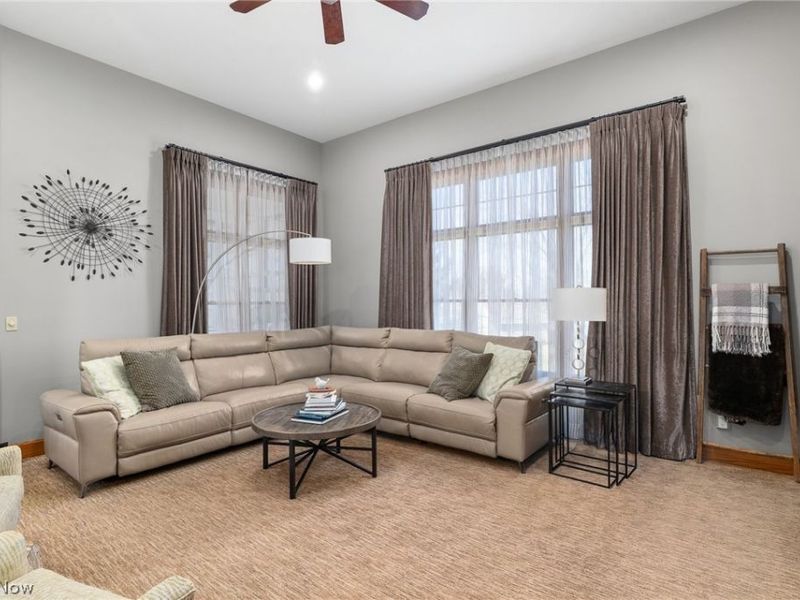 1114 Surrey Circle, Ashland, OH 44805 Photo 6