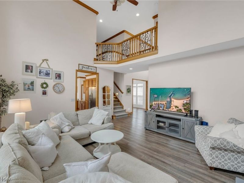 2921 Oakcrest Drive, Norton, OH 44203 Photo 12