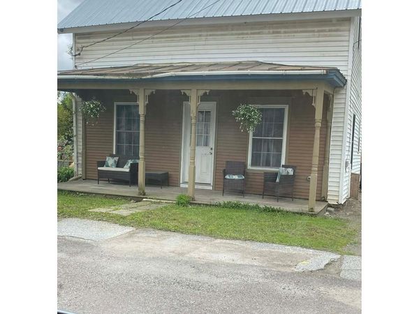 24 East Street, Enosburg, VT 05450