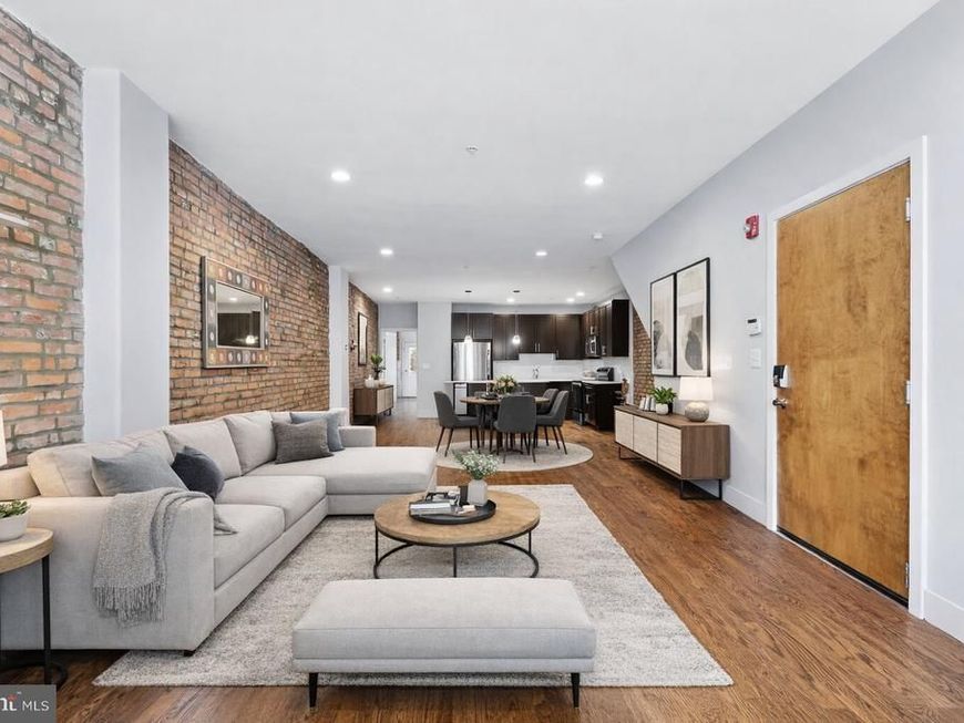 924 S 11th Street, Unit A, Philadelphia, PA 19147 Main Photo