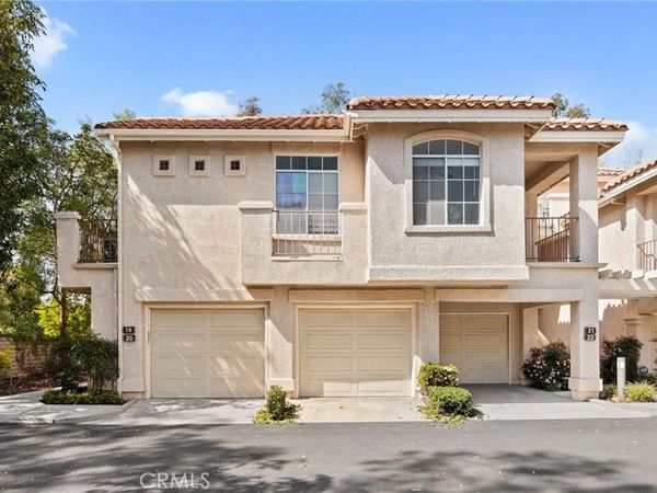 8215 E White Oak , Orange, CA 92869