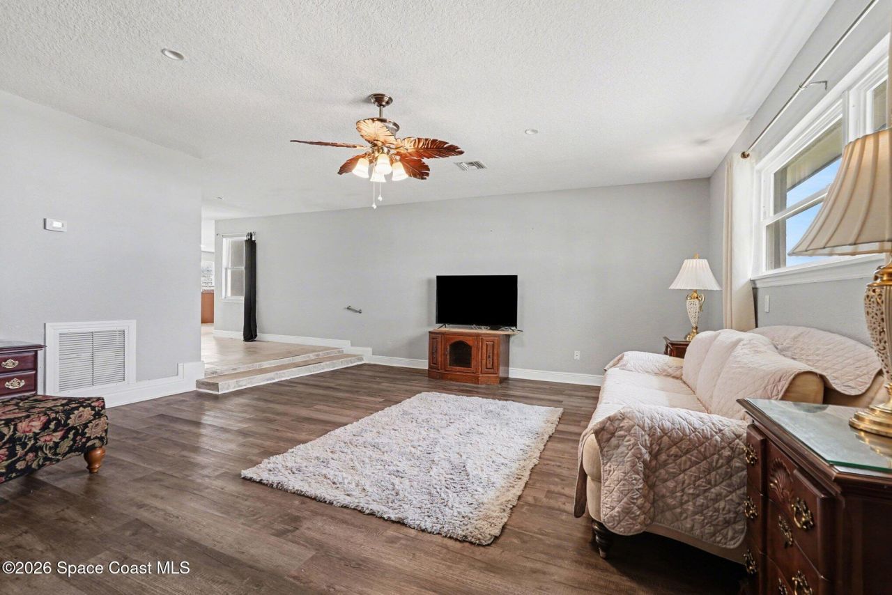 455 Riverside Avenue , Merritt Island, FL 32953 Photo