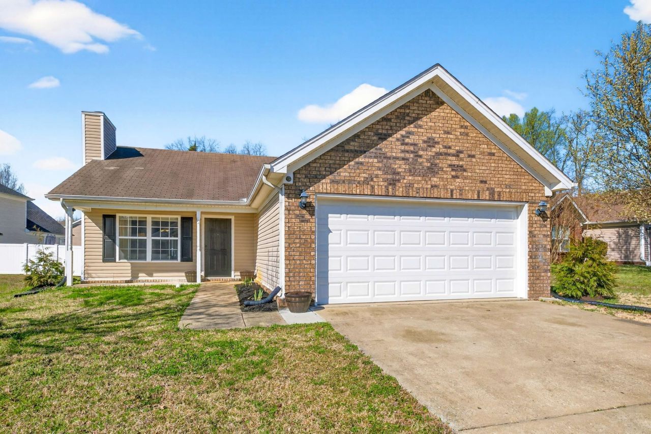 1305 S Hampton Ct, Antioch, TN 37013 Main Photo