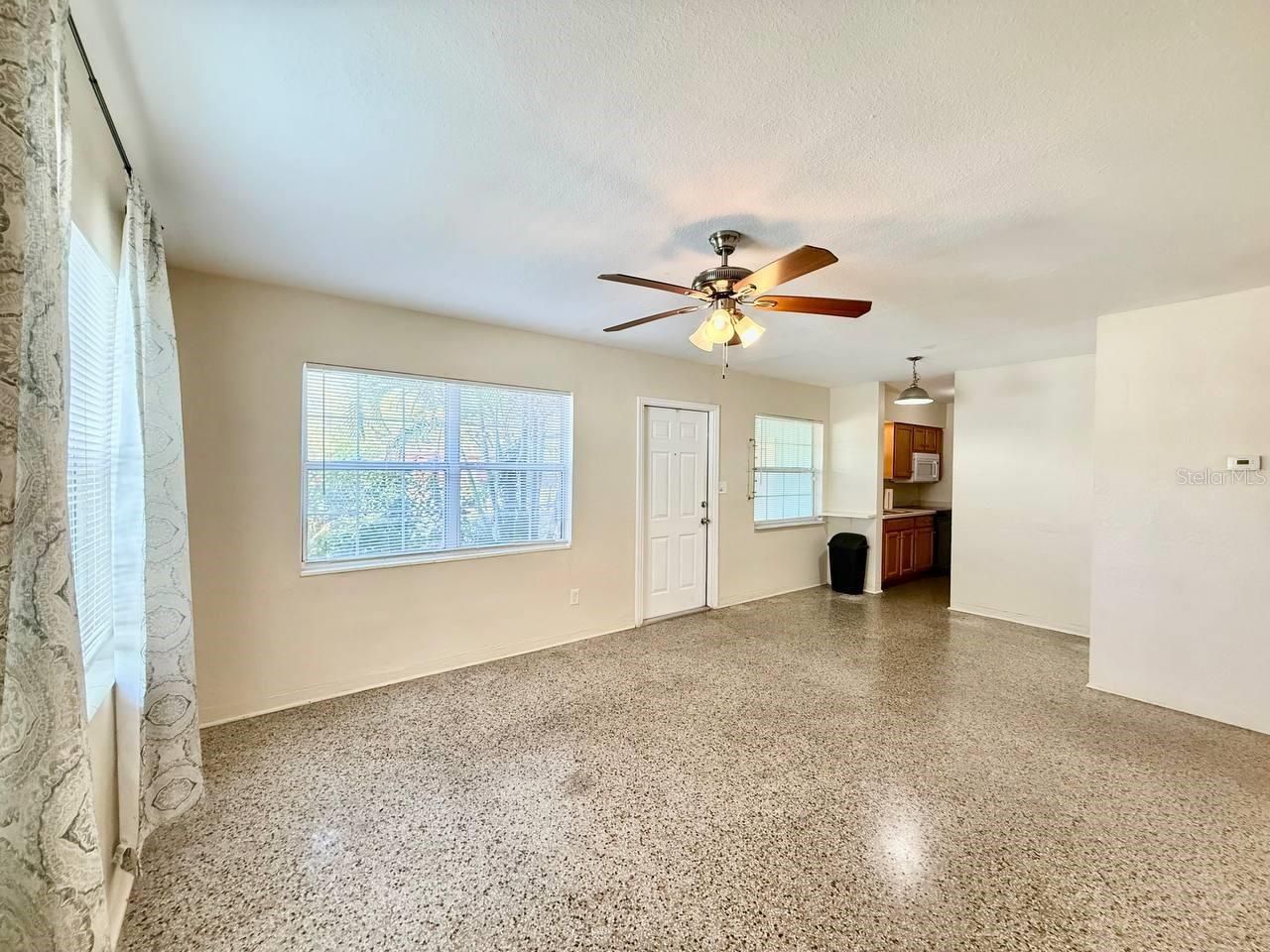 257 38th Avenue Se, Saint Petersburg, FL 33705 Photo