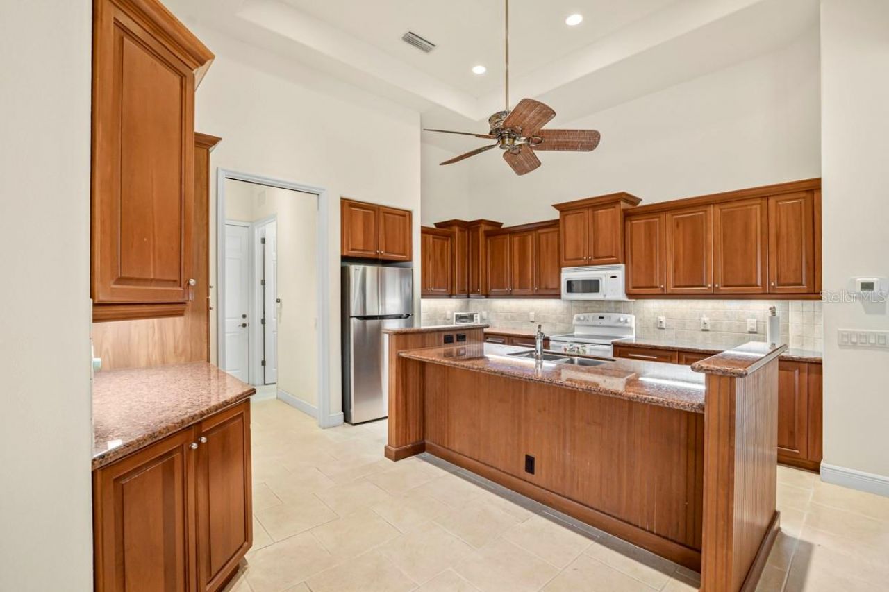 6197 9th Avenue Circle Ne, Bradenton, FL 34212 Photo