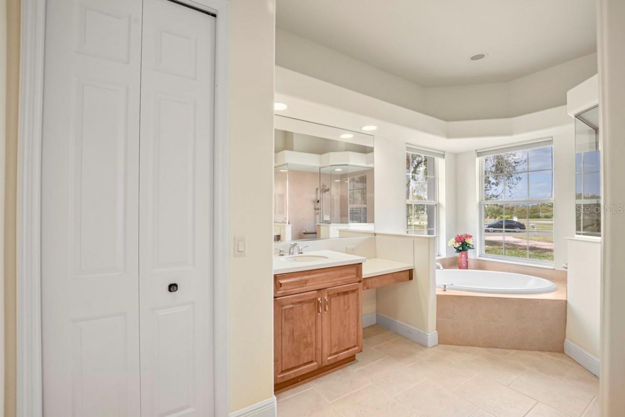 6197 9th Avenue Circle Ne, Bradenton, FL 34212 Photo