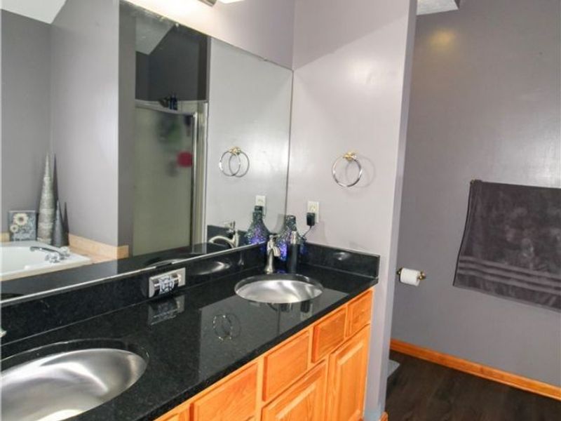 5946 N Mayflower Drive , Lorain, OH 44053 Photo 39