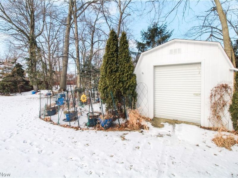 5946 N Mayflower Drive , Lorain, OH 44053 Photo 45