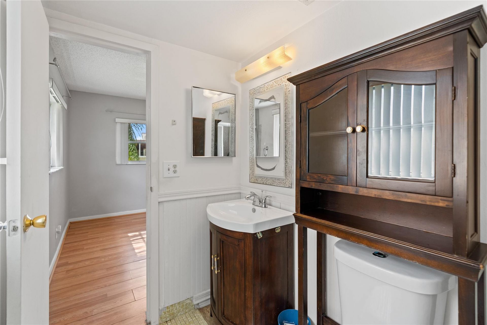 1 Abbey Ln, Unit 201, Delray Beach, FL 33446 Photo